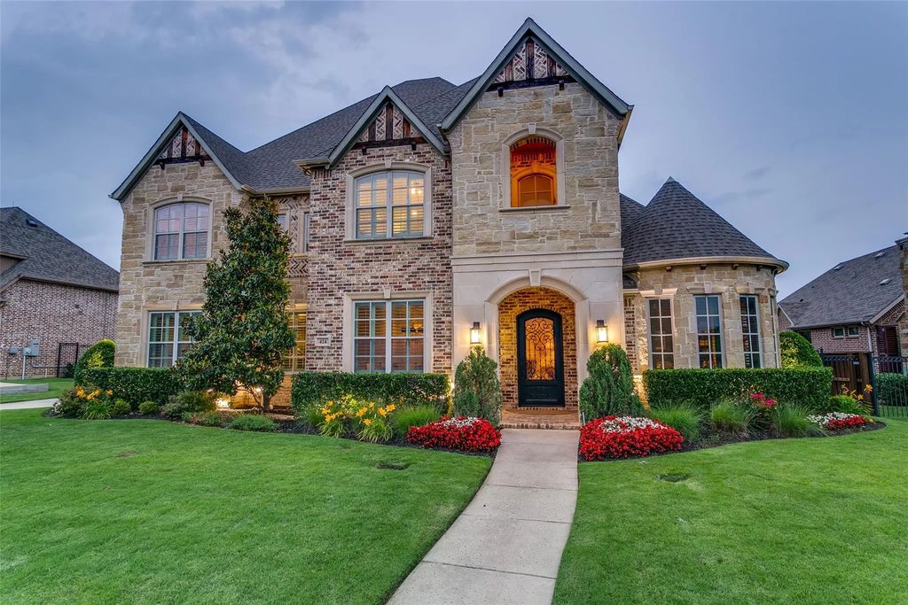 424 Saint Tropez Drive, Southlake