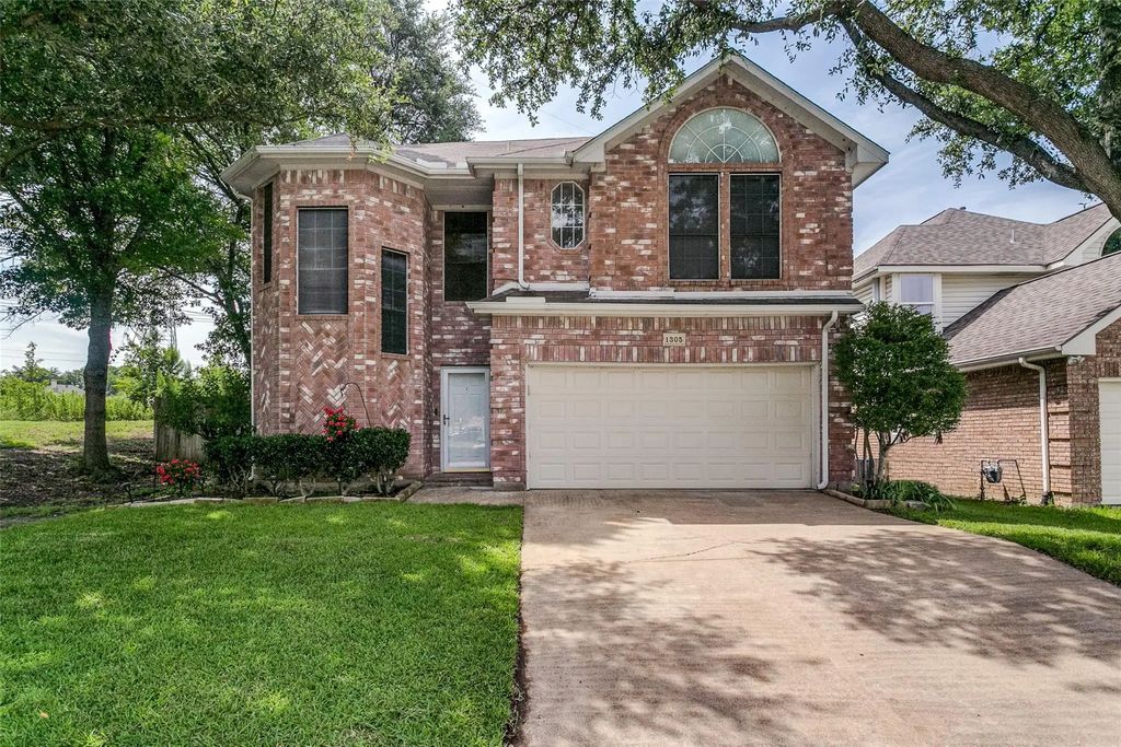 1305 Pawnee Trail, Carrollton
