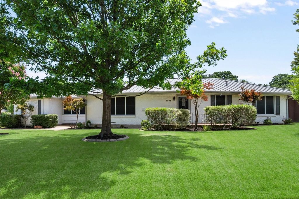 1336 Ridgewood Terrace, Arlington