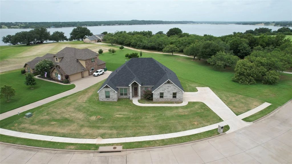 3328 Abes Landing Court, Granbury