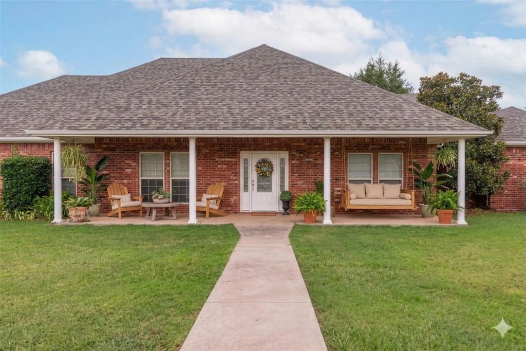 262 Briar Creek Road, Whitesboro