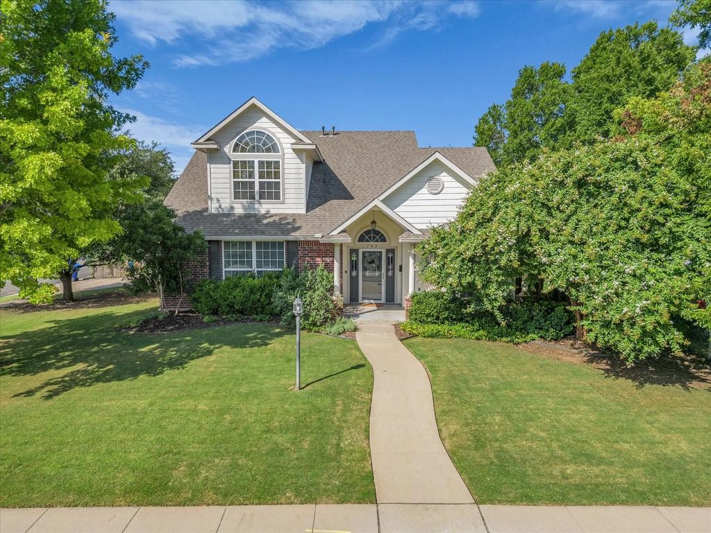 702 N 13th Street, Waco