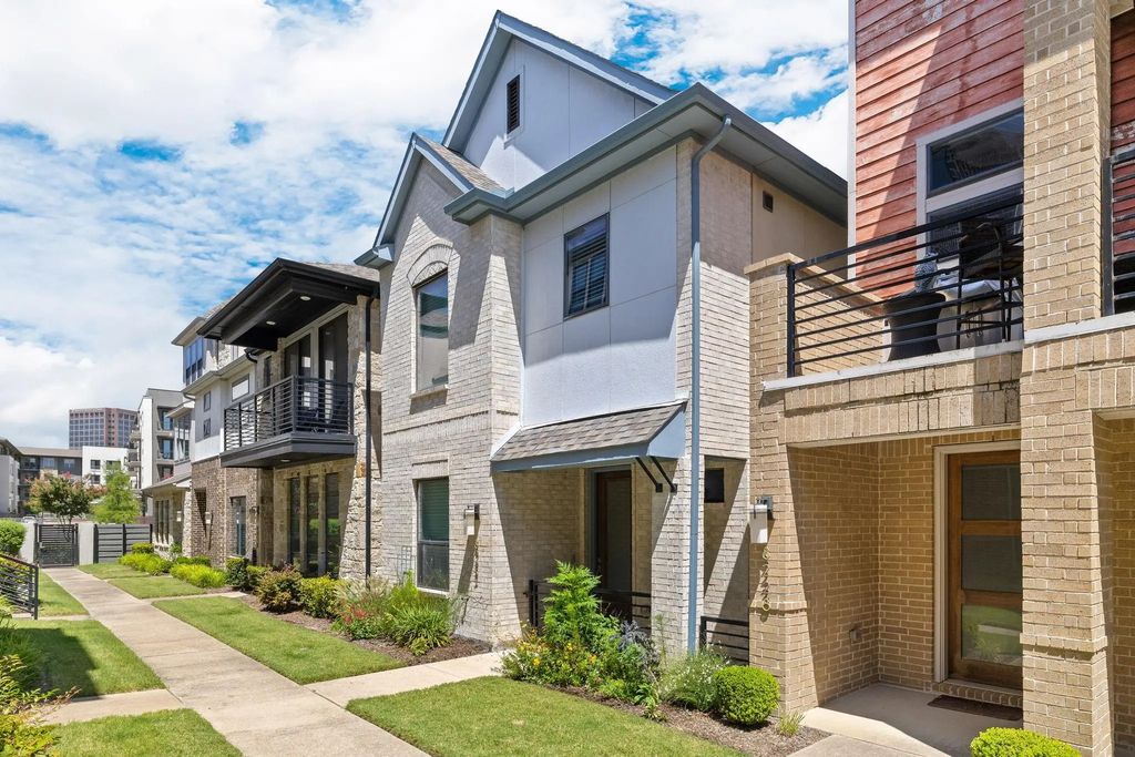 8222 Milroy Lane, Dallas