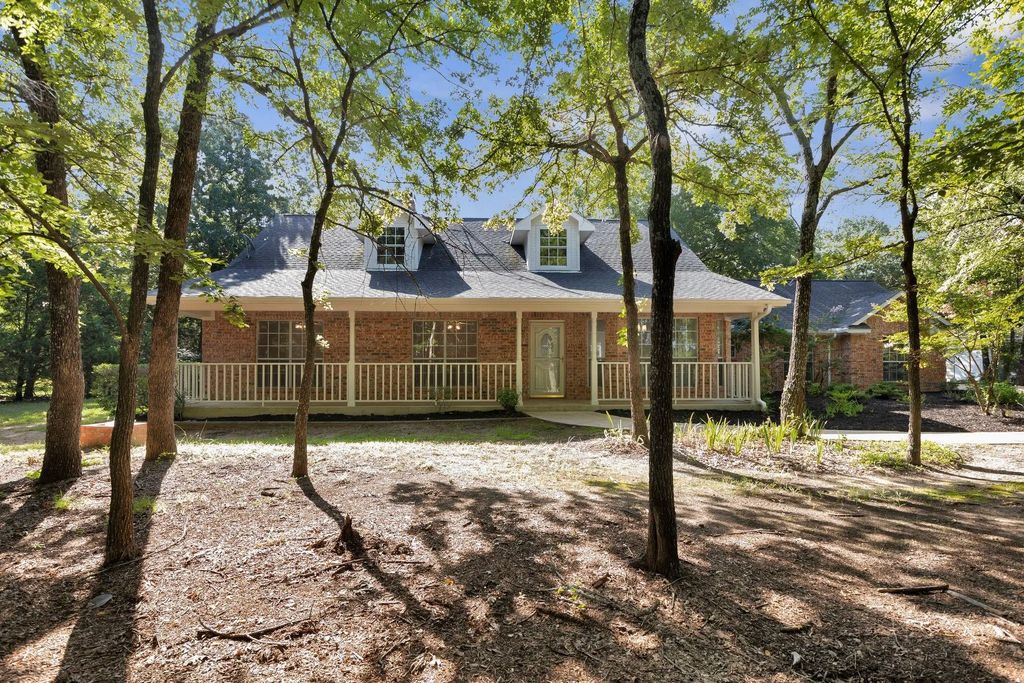 10185 Fm 1565, Terrell