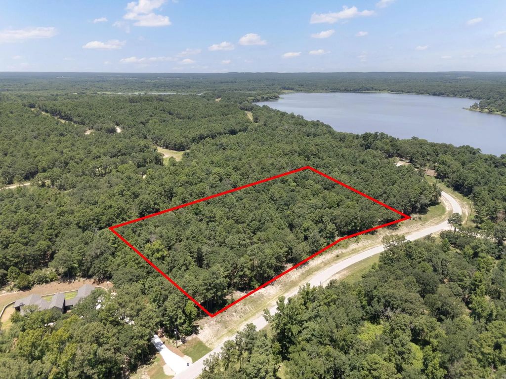 3289 Shadow Pine Drive, Larue
