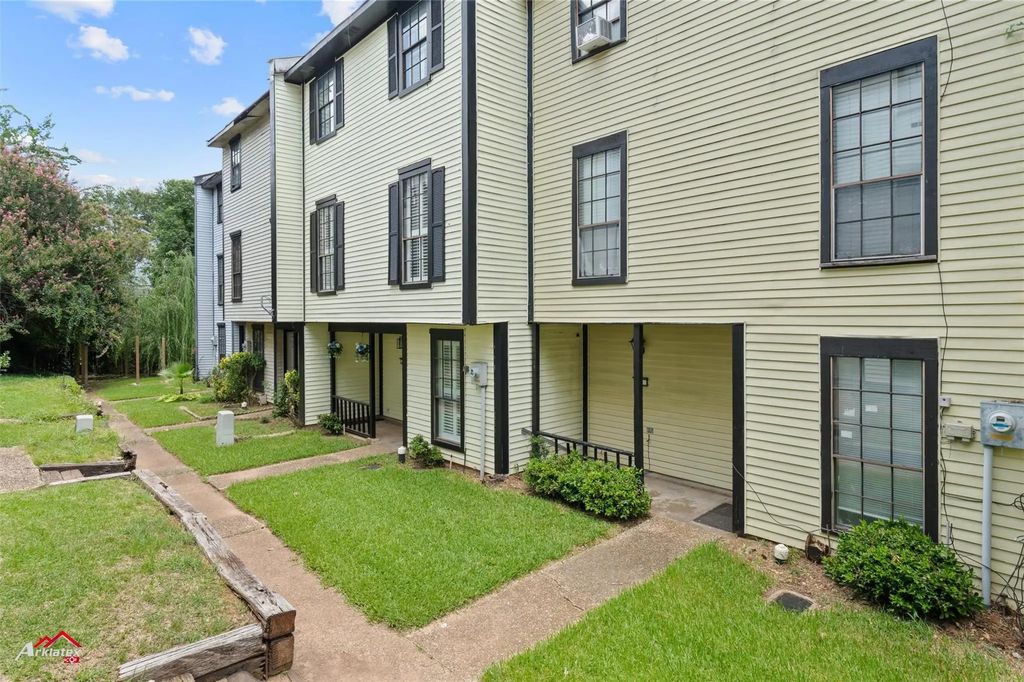 1414 Highland, Shreveport