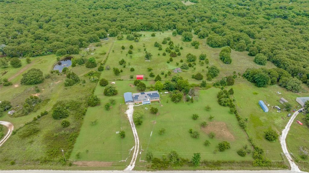 223 Slayden Drive, Sunset