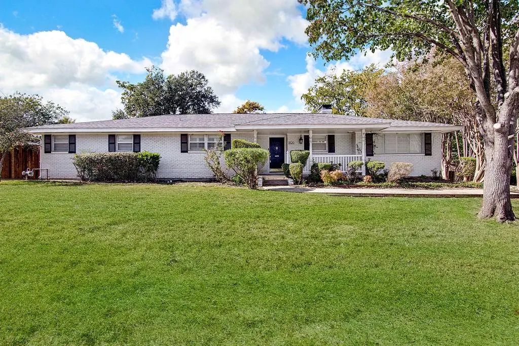 1820 Ridgmar Boulevard, Fort Worth