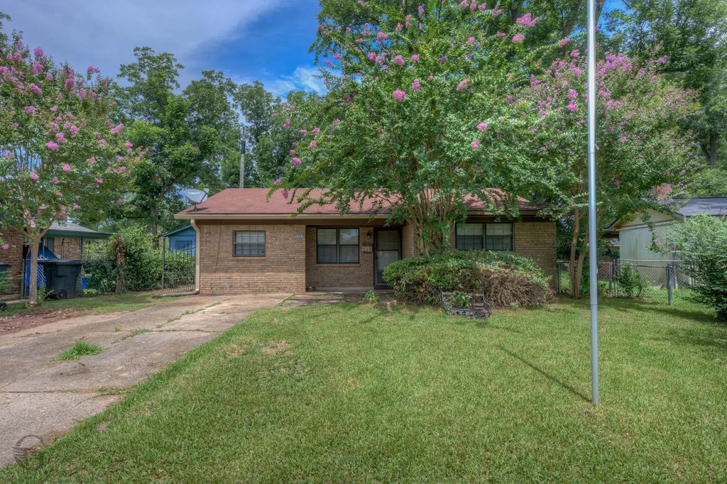 3891 Ella Street, Bossier City