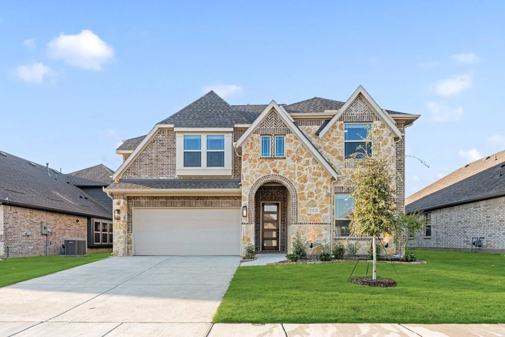 13124 Yellowstone Way, Providence Village