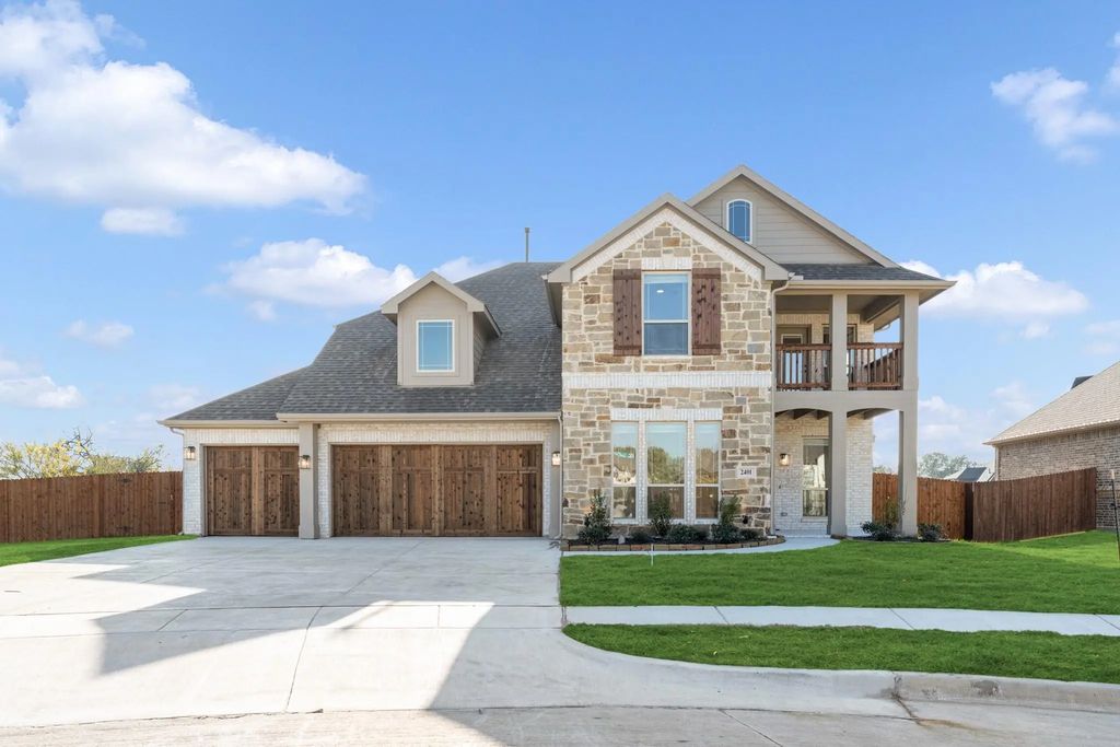 2401 Rileigh Lane, Mansfield