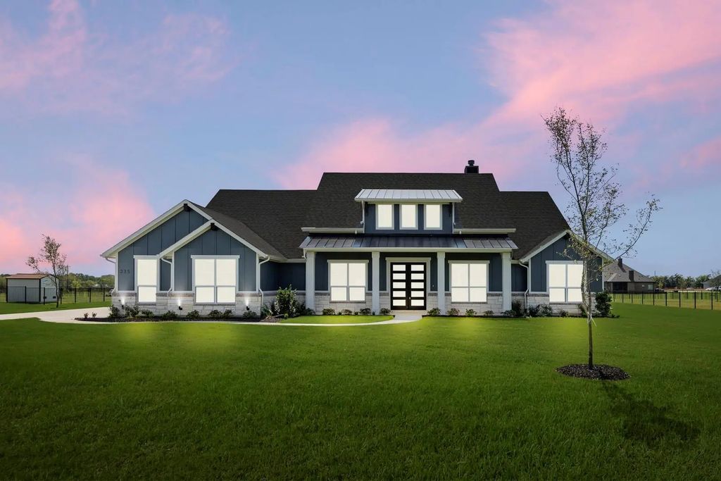 335 Waterview Drive, Gunter