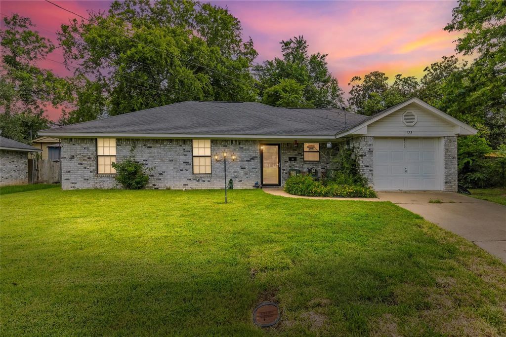 133 Kyle Street, Sulphur Springs