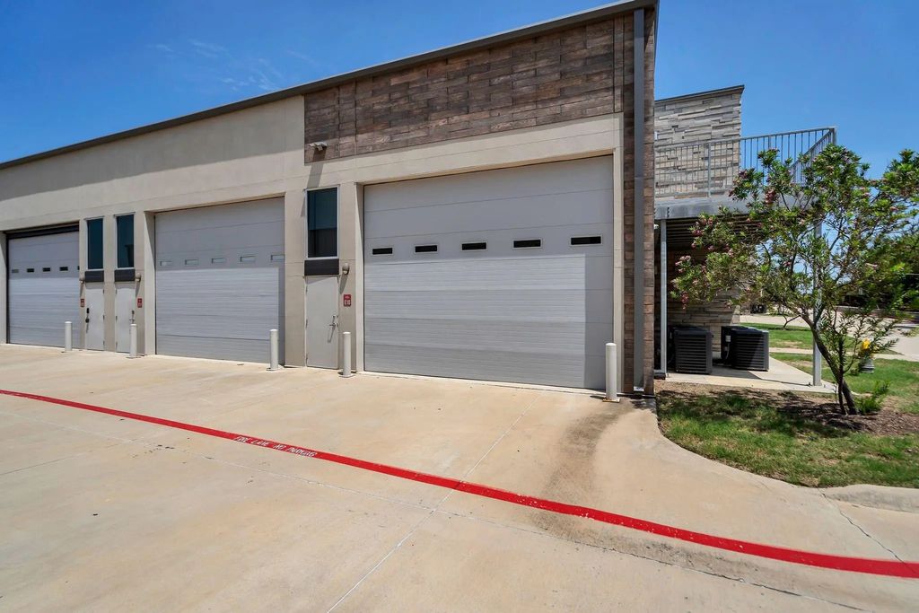 6767 All Stars Avenue E10, Frisco