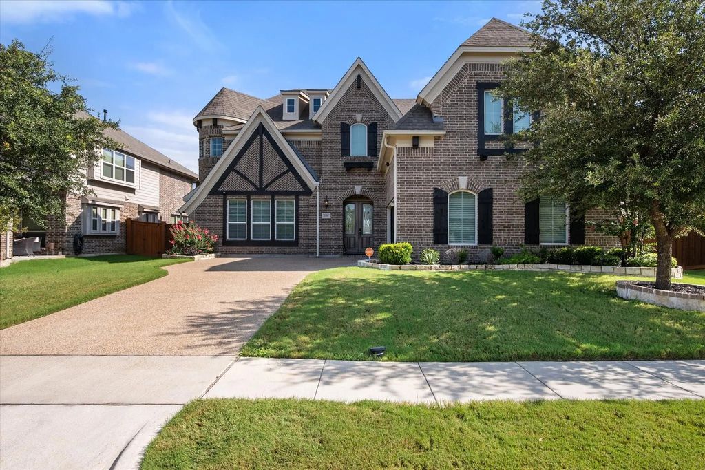 2816 Terrosa Road, Grand Prairie