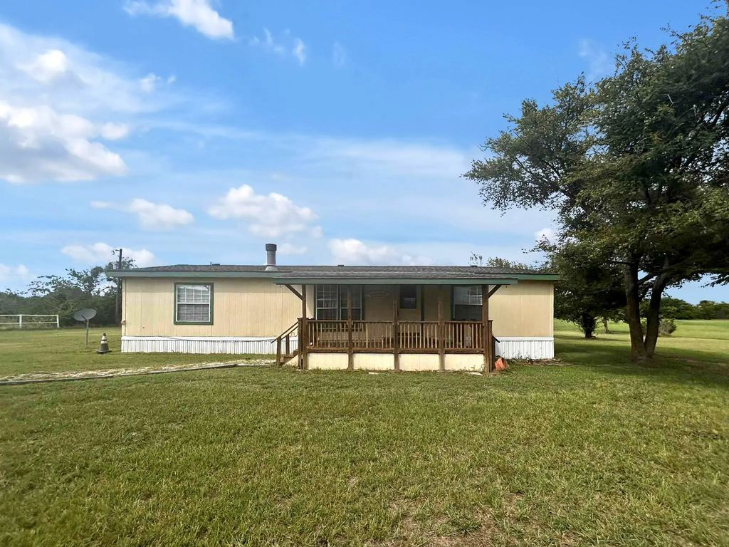 1099 Roy Road, Kaufman