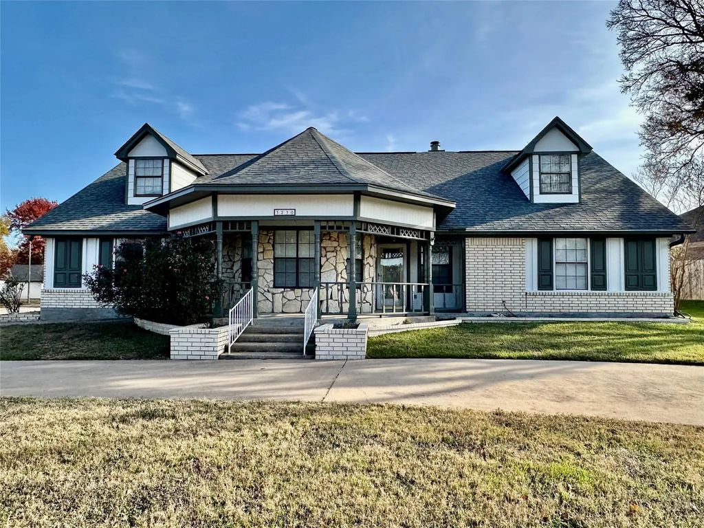 3230 Village Park Drive, Waco