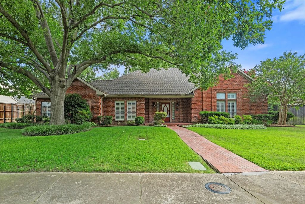 7032 Halprin Street, Dallas