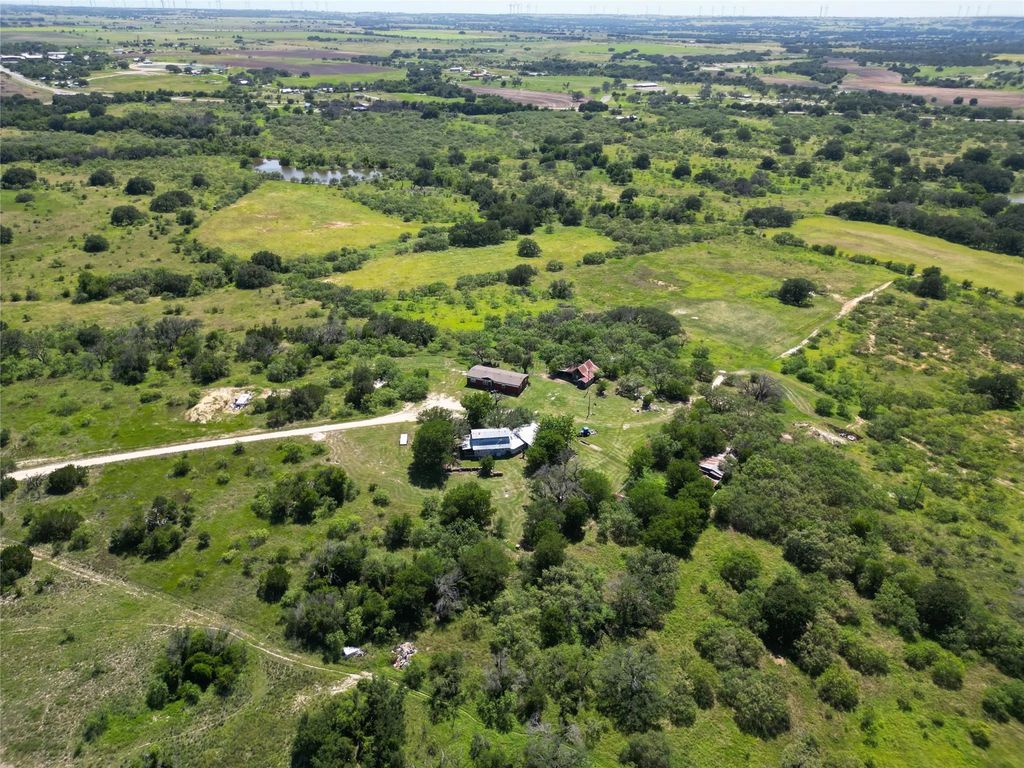 55 County Road 275, Priddy