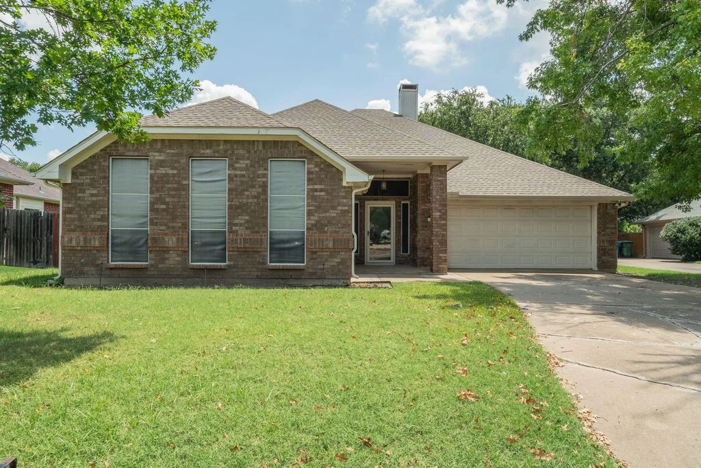 2100 Remmington Drive, Flower Mound
