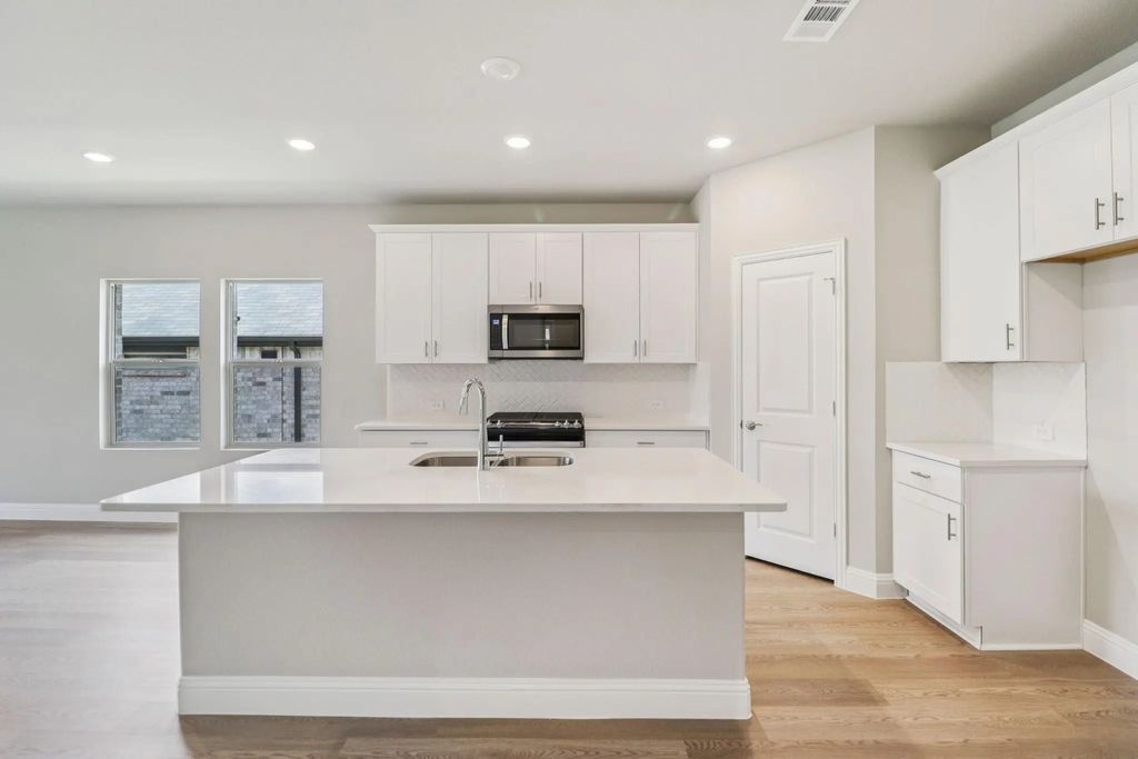 2111 Dunbar Drive, Sherman