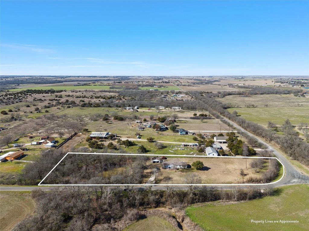 3725 Bluhm Road, West