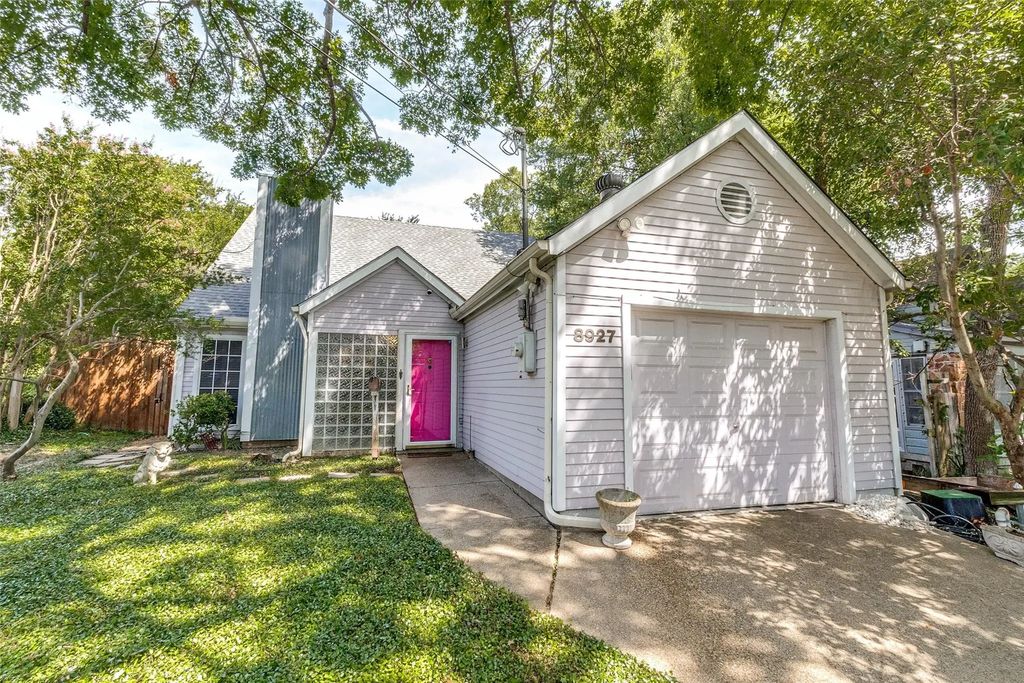 8927 Groveland Drive, Dallas