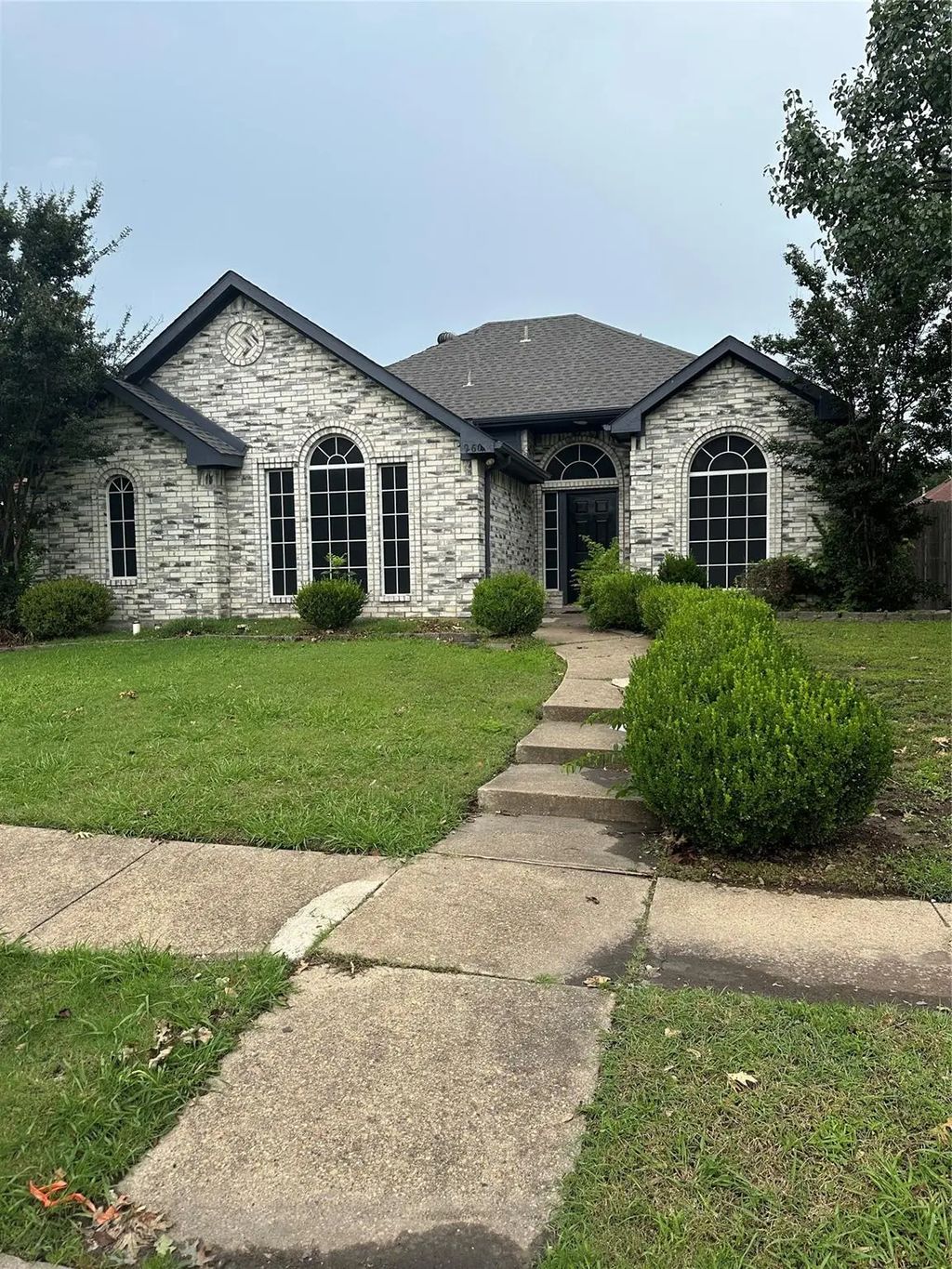2604 Crystal Falls Drive, Mesquite