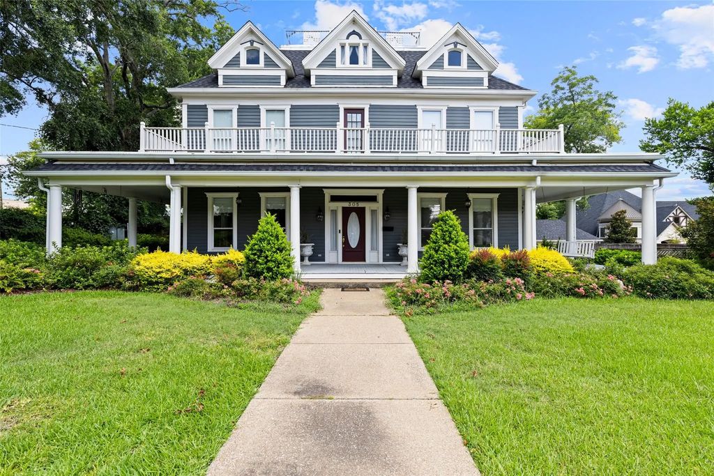 305 E Main, Henderson