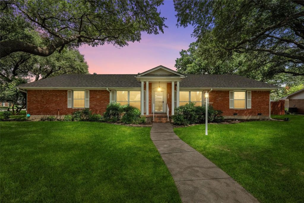 5100 Lake Arrowhead Drive, Waco