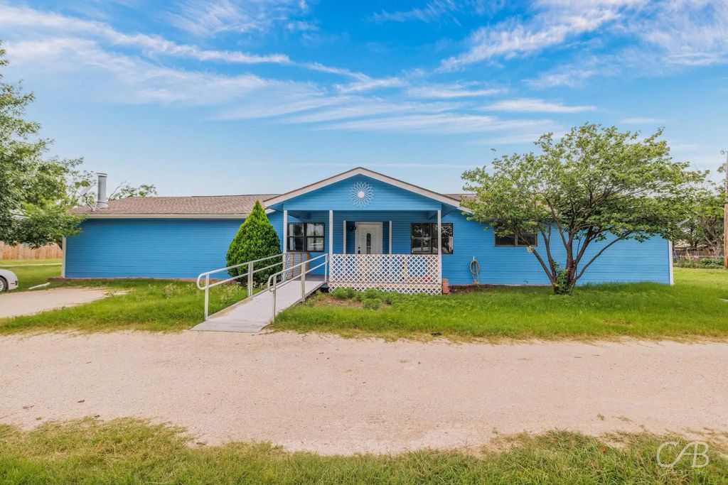 310 Avenue G, Hawley