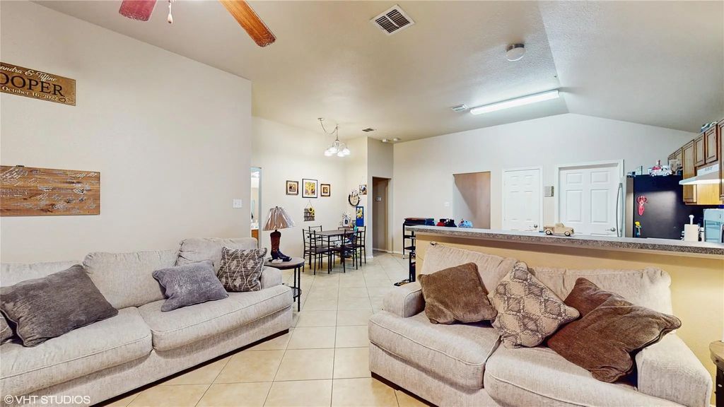 628 Bent Oak Drive, Fort Worth