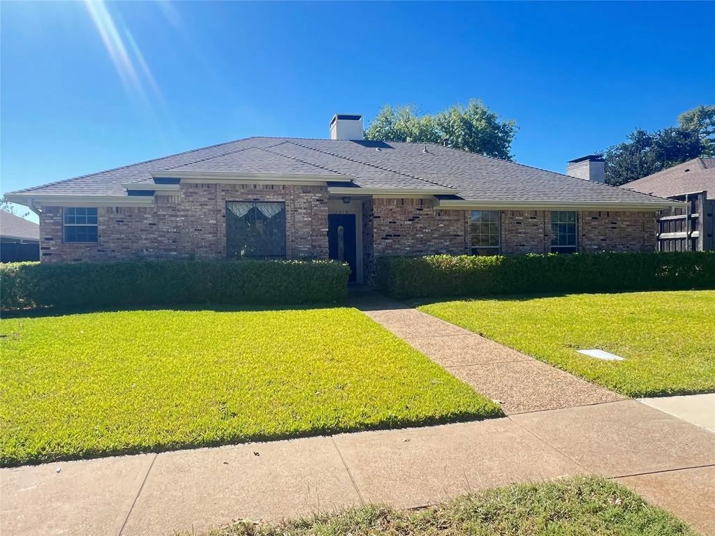 2312 Blue Cypress Drive, Richardson
