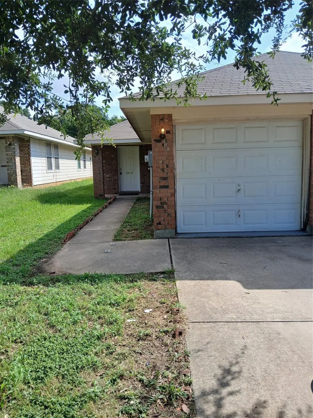 13657 Biggs Street 13655, Dallas