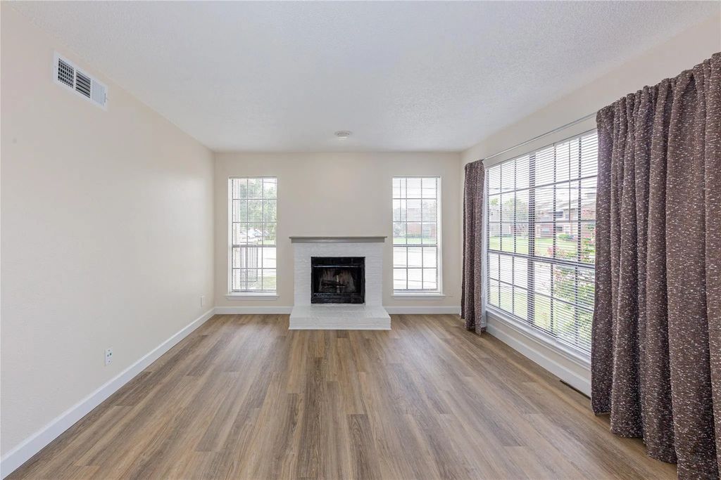 7621 Mccallum Boulevard 210, Dallas