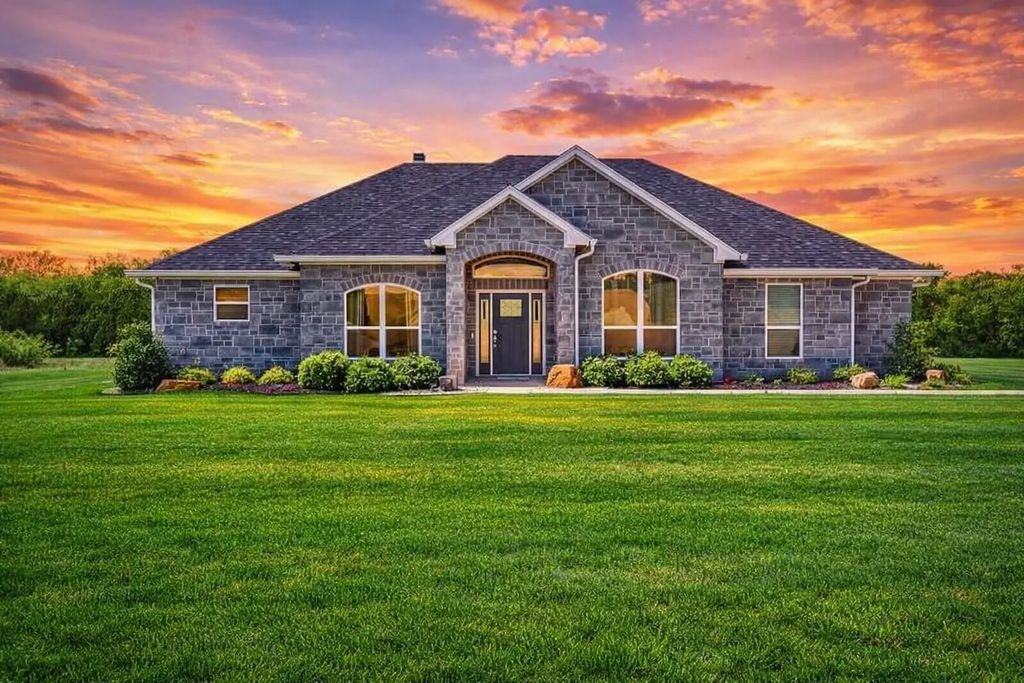 1680 Highland Drive, Whitney
