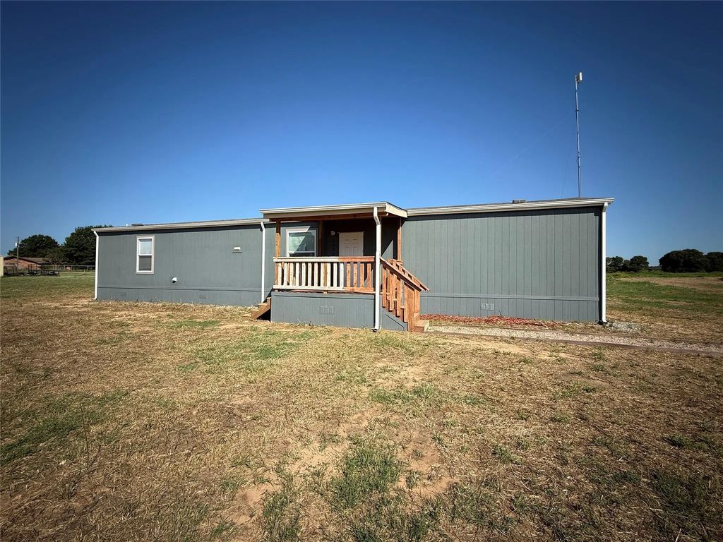 1020 Red Bird Lane, Bowie