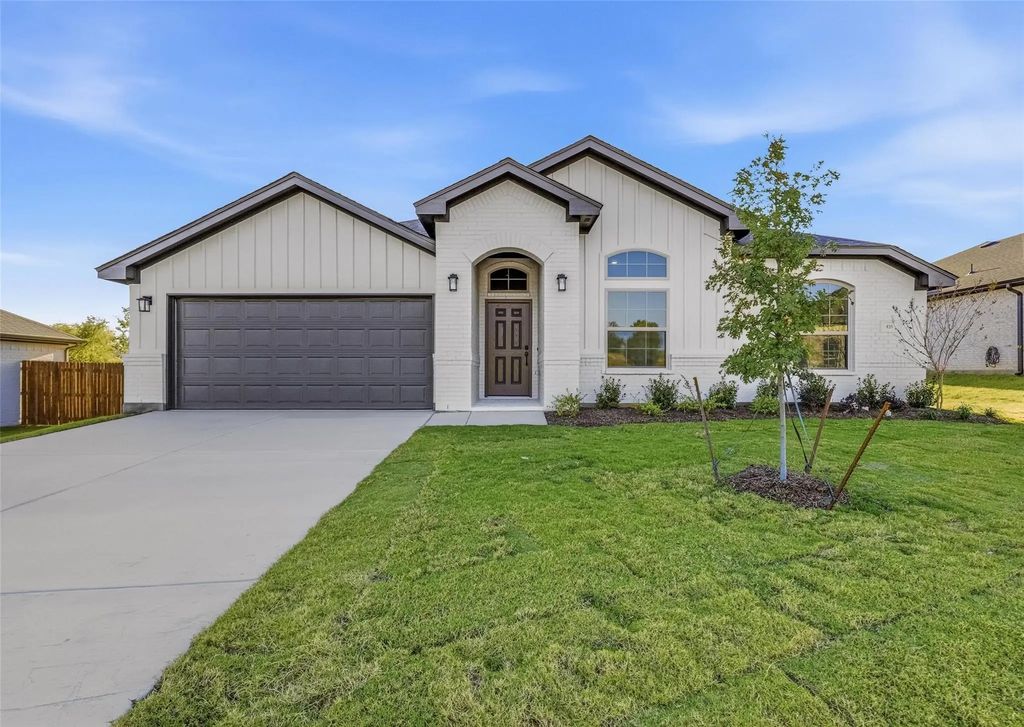125 Mesa Drive, Glen Rose
