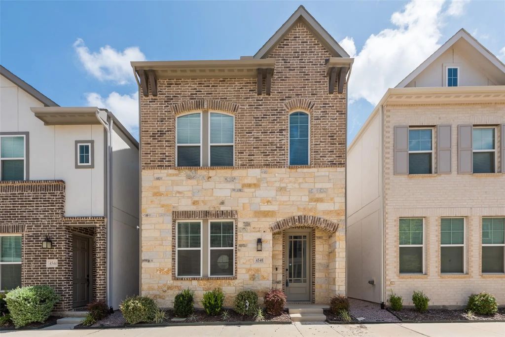 4540 Ward Street, North Richland Hills