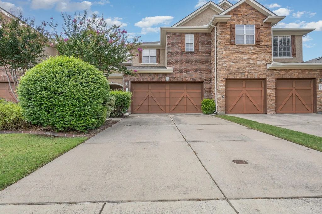 6321 Cedar Falls Drive, The Colony