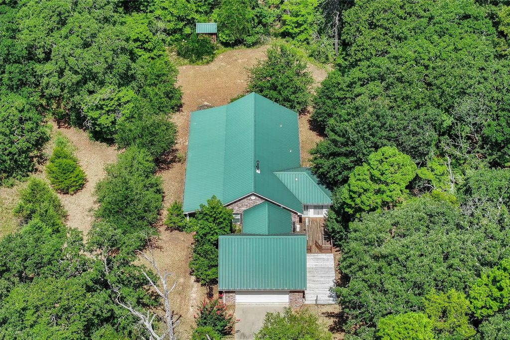 1987 County Road 3234, Quitman