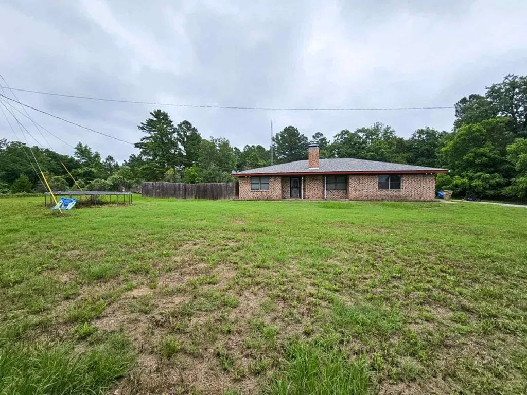 800 An County Road 414, Palestine