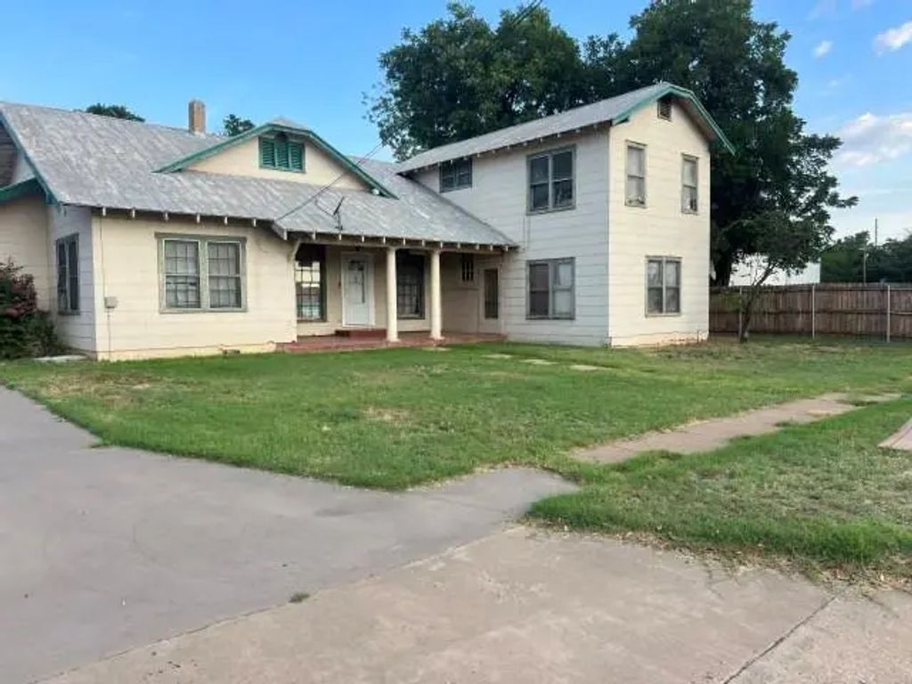 1828 Houston Street, Vernon