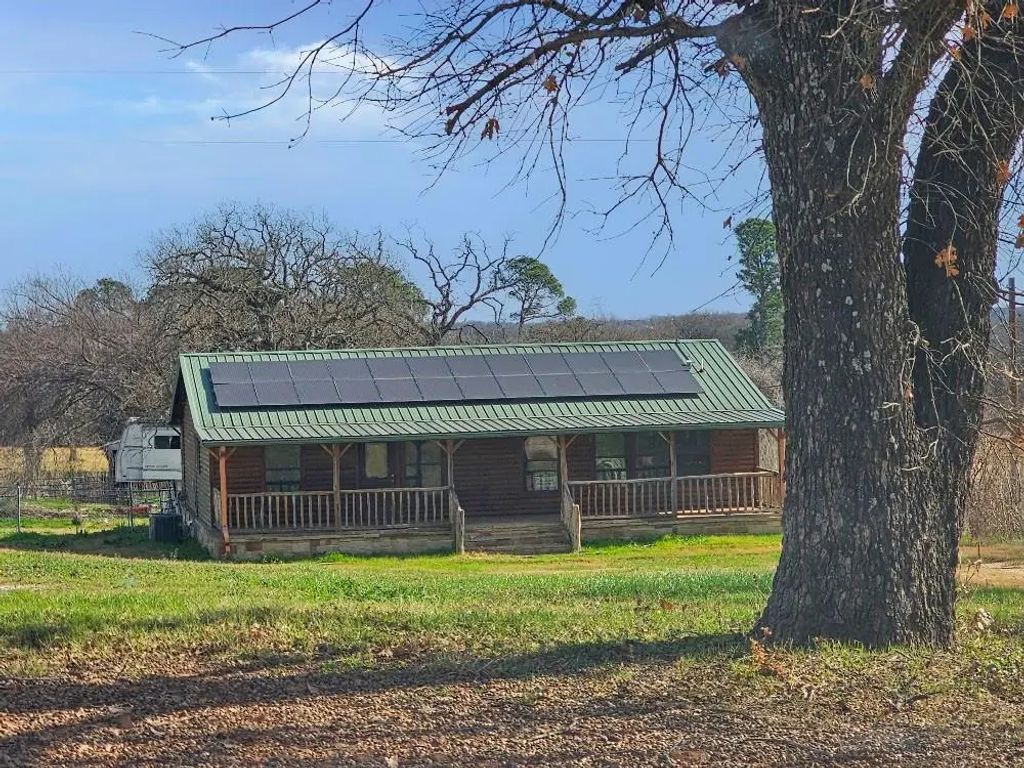 3920 County Road 805b, Cleburne