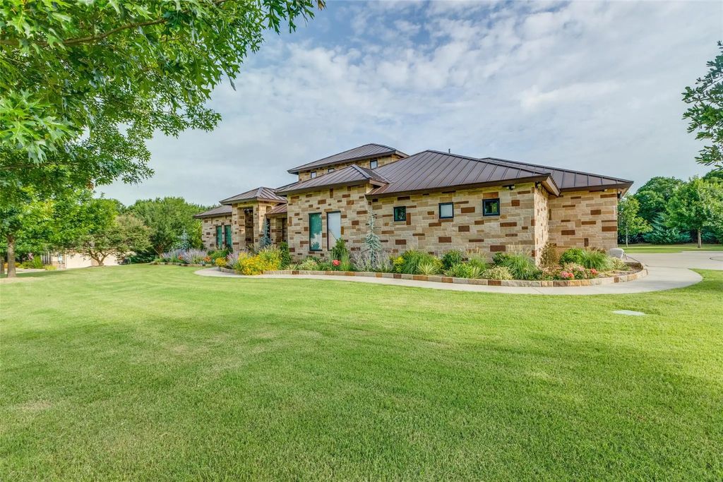 138 Whispering Winds Drive, Gunter
