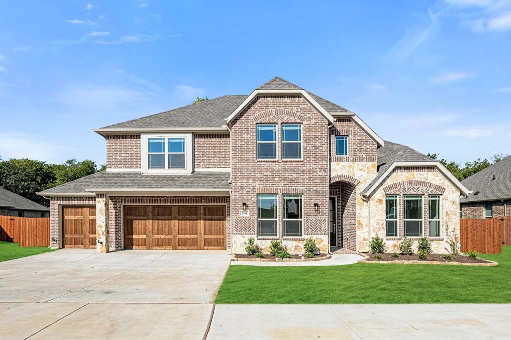2413 Amelia Lane, Mansfield