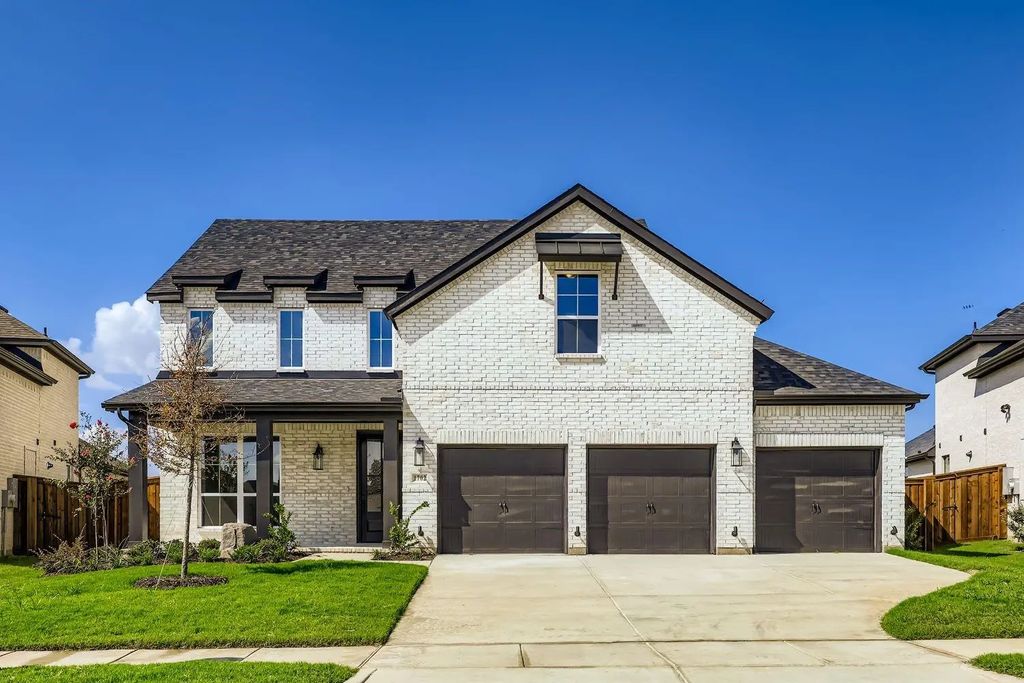 1702 Flowerfield Lane, Mansfield