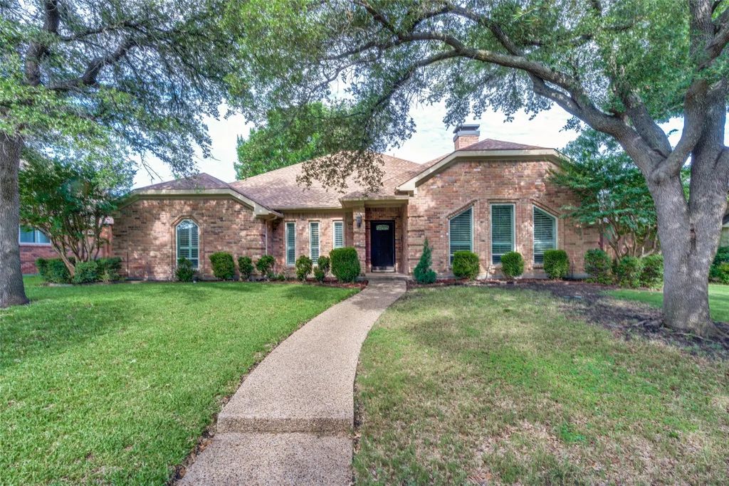 6301 Candlepath Trail, Plano