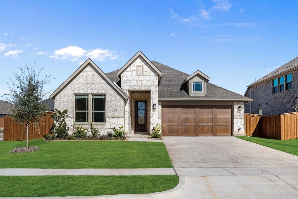 2236 Grillo Lane, McLendon Chisholm