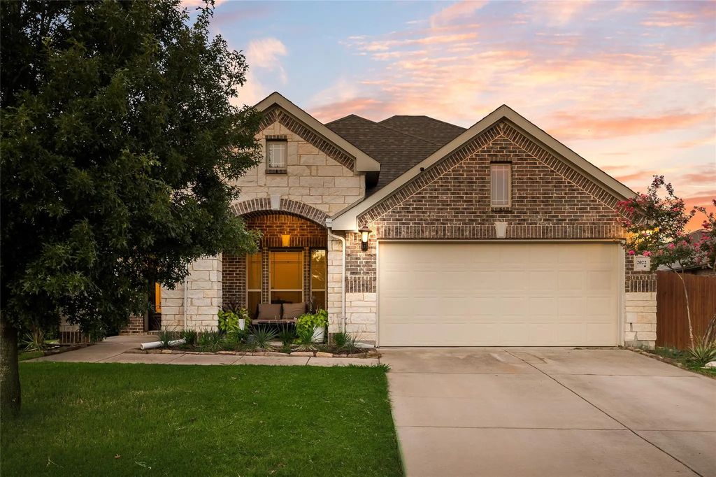 2022 Brenham Drive, Heartland